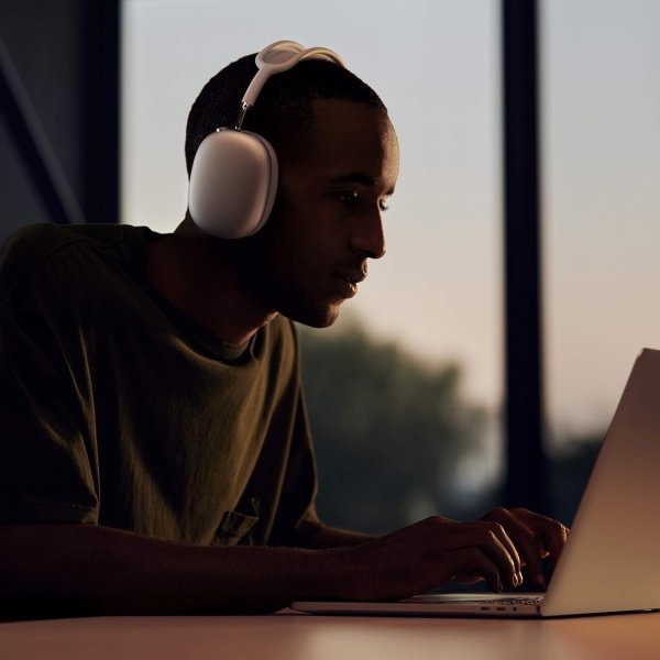 Apple AirPods Max Wireless Over-Ear Headphones, Active Noise Cancelling, Transparency Mode, Personalized Spatial Audio, Dolby Atmos, Bluetooth Headphones for iPhone – Space Gray - Imagen 22