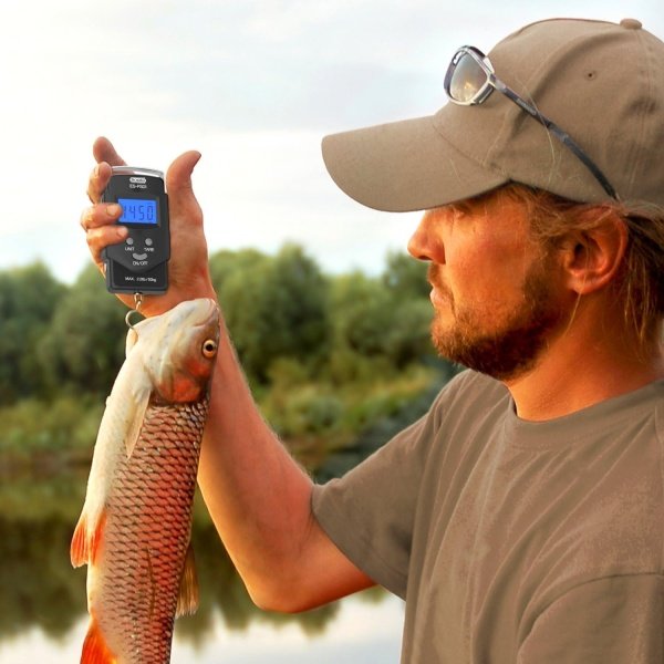 Dr.meter Fish Scale - PS01 110lb/50kg Backlit LCD Display Digital Scale with Built-in Measuring Tape - Fishing Scale with 2 AAA Batteries, Pocket Size - Fishing Gifts for Men - Imagen 6