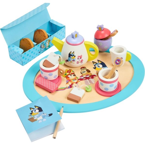 Bluey Juego de fiesta de té - Juego de madera de 18 piezas con bandeja, tetera, tazas de té, galletas y bloc de notas para niños de 3 años en adelante - Diversión imaginativa y juegos de rol,