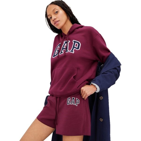 GAP womens Logo Hoodie Sweatshirt, Ruby Wine, Medium US