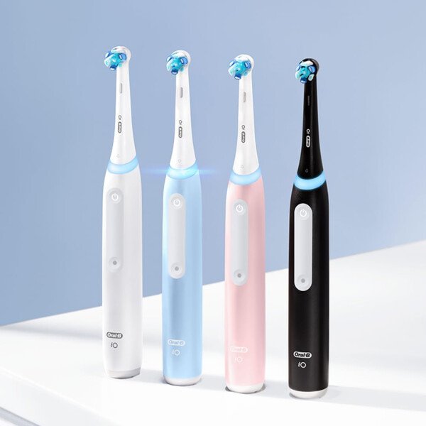 Oral-B iO Deep Clean - Cepillo de dientes eléctrico recargable con iO Series 3 Limited, 2 cabezales de cepillo y estuche de viaje, sensor de presión para proteger las encías, 3 ajustes de limpieza, - Imagen 7