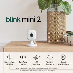 Blink Mini 2 (último modelo): Cámara de seguridad doméstica y para mascotas con video HD, visión nocturna en color, detección de movimiento, audio bidireccional y luz integrada - 1 cámara (blanca)