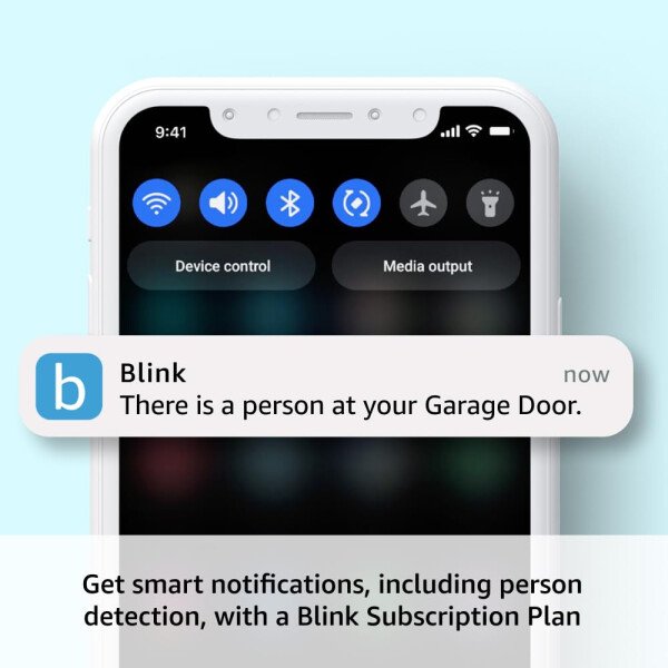 Blink Mini 2 (último modelo): Cámara de seguridad doméstica y para mascotas con video HD, visión nocturna en color, detección de movimiento, audio bidireccional y luz integrada - 1 cámara (blanca) - Image 5