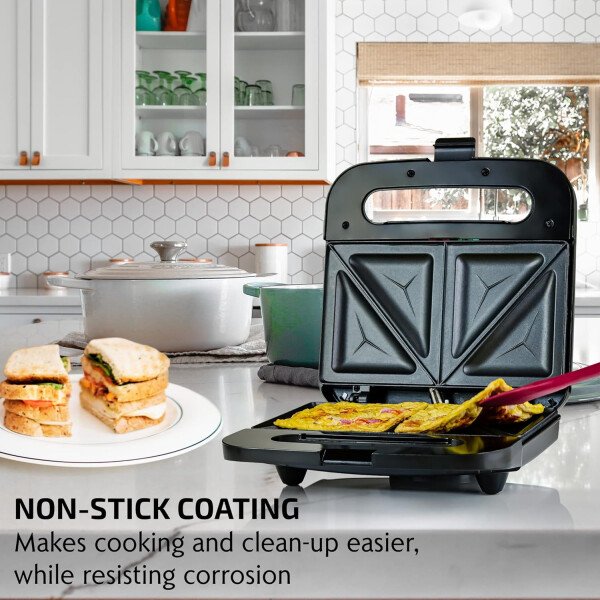 OVENTE - Sandwichera eléctrica con placas antiadherentes, luces indicadoras, asa de tacto frío, fácil de limpiar y guardar, cocina desayuno, queso a la parrilla, tostados y aperitivos, negro GPS401B - Image 2