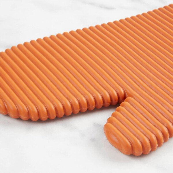 KitchenAid - Juego de guantes de horno de silicona suave acanalada, 7 x 13 pulgadas, color malteada, 2 unidades - Imagen 103