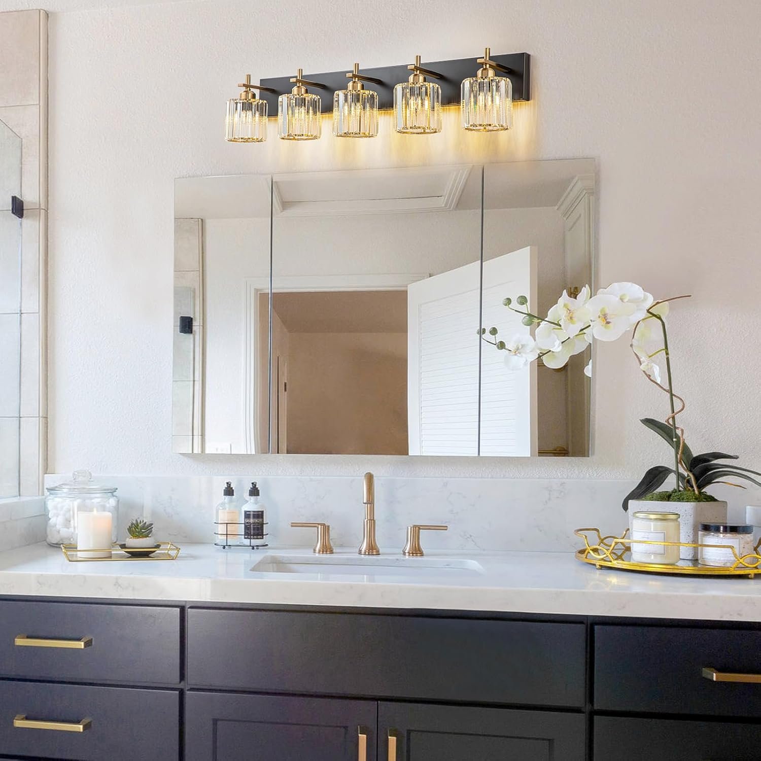 Moderna lámpara de tocador de baño de cristal de 3 luces de latón para pared, sobre espejo, iluminación de tocador negra y dorada para baño, pantalla cuadrada, aplique de pared de latón - Imagen 147