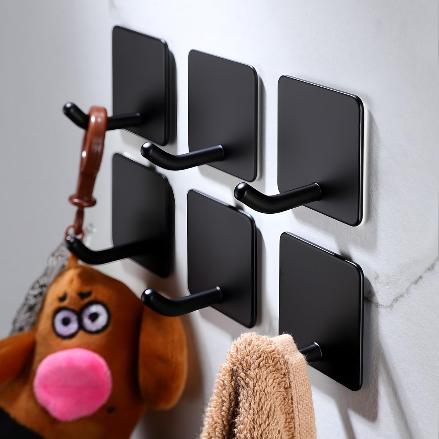 DELITON Ganchos adhesivos – Paquete de 4 ganchos de pared para toallas/abrigos, para baño o cocina (negro mate, acero inoxidable) - Imagen 13
