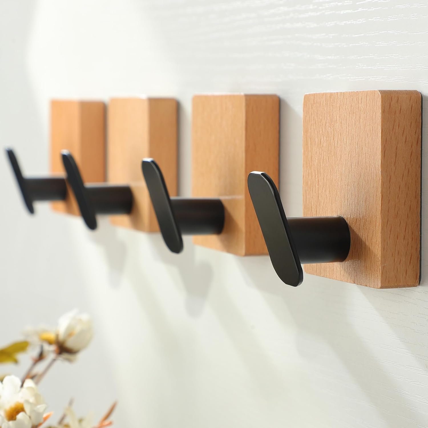 DELITON Ganchos adhesivos – Paquete de 4 ganchos de pared para toallas/abrigos, para baño o cocina (negro mate, acero inoxidable) - Imagen 77
