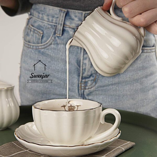 Sweejar Royal Ceramic - Juego de azúcar y crema de cerámica, juego de 3 piezas con jarra de crema, azucarero, juego de azúcar con tapa y cuchara, juego de servicio de café, regalo de boda (blanco) - Image 4