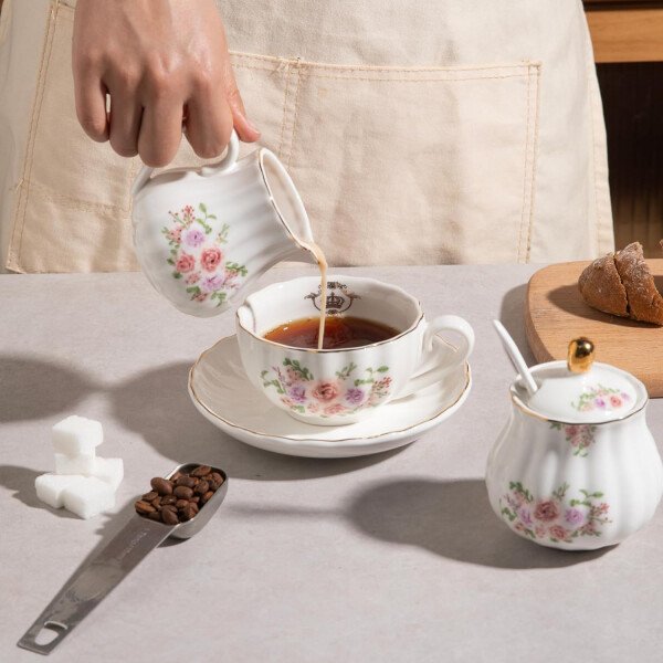 Sweejar Royal Ceramic - Juego de azúcar y crema de cerámica, juego de 3 piezas con jarra de crema, azucarero, juego de azúcar con tapa y cuchara, juego de servicio de café, regalo de boda (blanco) - Image 32