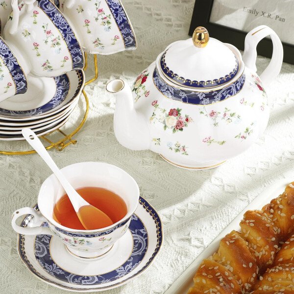 fanquare Juego de té de porcelana floral de vid dorada de 21 piezas con tazas de té de crema de azucarero, servicio de té de porcelana inglesa para mujeres, fiesta de té, reunión familiar, decoración - Image 10