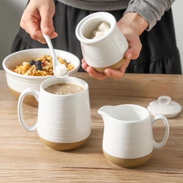 Hasense Juego de cerámica de azúcar y crema, juego de 3 piezas de café con jarra de crema, azucarero, tapa y cuchara, 10 onzas de azúcar y crema para barra de café, perfecto para regalo de boda - Image 5