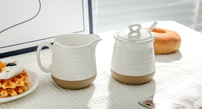 creamer and sugar set