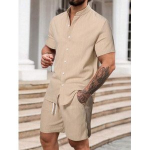 Manfinity RSRT Conjunto de camisa de manga corta de un solo pecho y pantalón corto con cordón de cintura en unicolor para hombre de verano