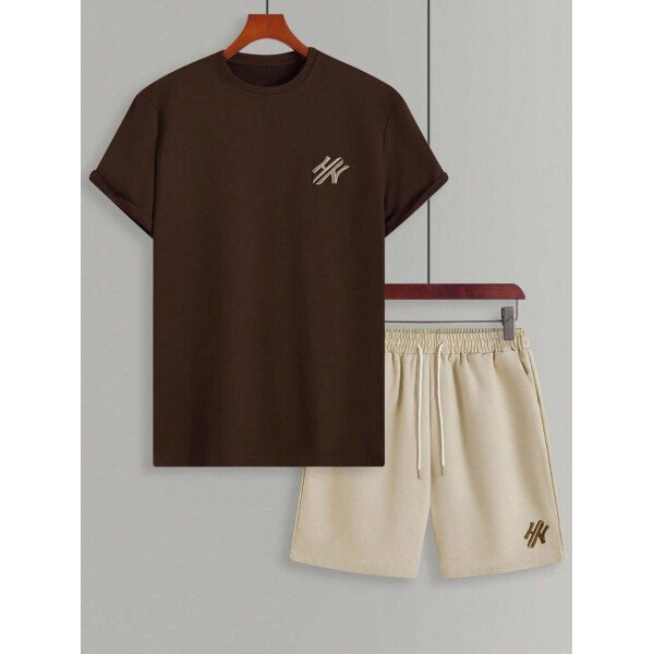 Manfinity CasualCool Conjunto de camiseta de manga corta de cuello redondo con estampado y pantalones cortos casuales de verano para hombres, conjunto de ropa de verano para hombres - Imagen 56
