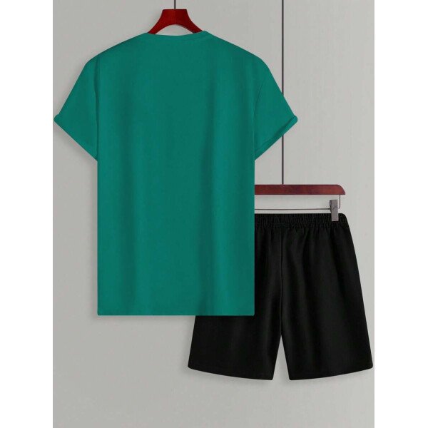 Manfinity CasualCool Conjunto de camiseta de manga corta de cuello redondo con estampado y pantalones cortos casuales de verano para hombres, conjunto de ropa de verano para hombres - Imagen 60