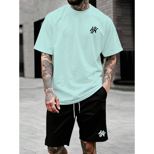 Manfinity CasualCool Conjunto de camiseta de manga corta de cuello redondo con estampado y pantalones cortos casuales de verano para hombres, conjunto de ropa de verano para hombres - Imagen 69