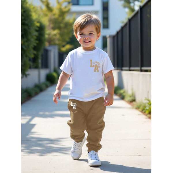 SHEIN Set de 2 piezas compuesto por camiseta de manga corta de cuello redondo y pantalones casuales y sencillos para niño, adecuado para el verano - Image 22