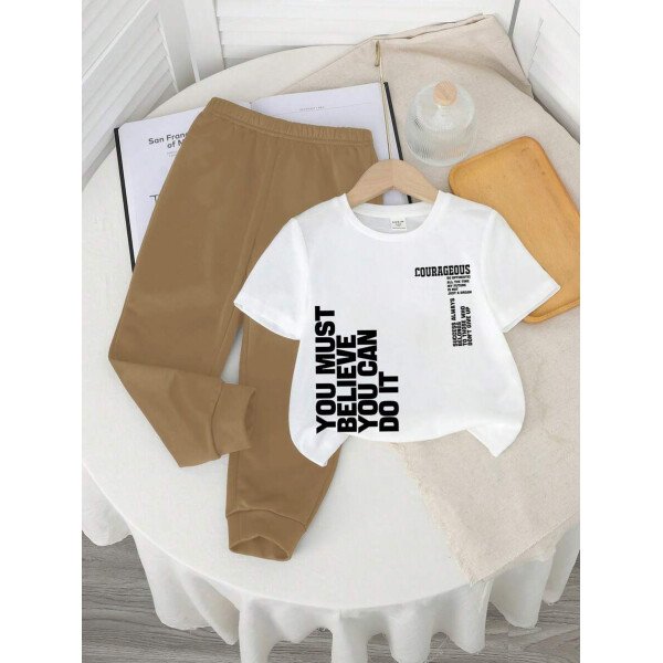 SHEIN Set de 2 piezas compuesto por camiseta de manga corta de cuello redondo y pantalones casuales y sencillos para niño, adecuado para el verano - Image 61