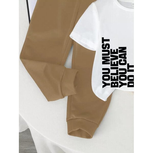 SHEIN Set de 2 piezas compuesto por camiseta de manga corta de cuello redondo y pantalones casuales y sencillos para niño, adecuado para el verano - Image 64