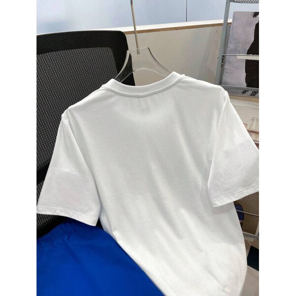 SHEIN Set de 2 piezas de camiseta con estampado gráfico de videojuegos y pantalones cortos casuales para adolescentes varones, conjunto de verano hecho de algodón - Image 6