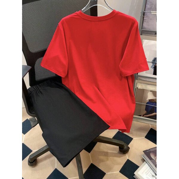 SHEIN Set de 2 piezas de camiseta con estampado gráfico de videojuegos y pantalones cortos casuales para adolescentes varones, conjunto de verano hecho de algodón - Image 17