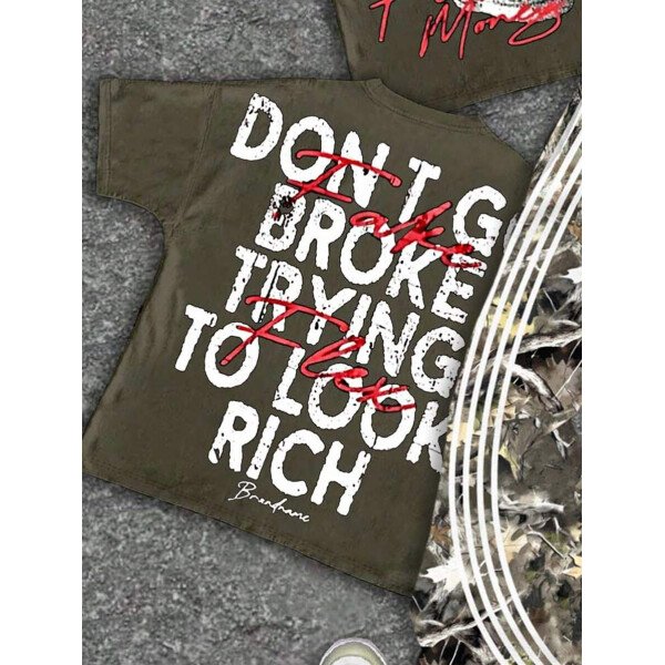 SHEIN Conjunto informal de 2 piezas para niño preadolescente con camiseta de cuello redondo con estampado de personaje de dibujos animados y texto "Rich Soon", y pantalones acampanados con estampado de bolsa de dinero y llamas, adecuado para verano, ropa urbana, música rock, casual elegante - Image 30