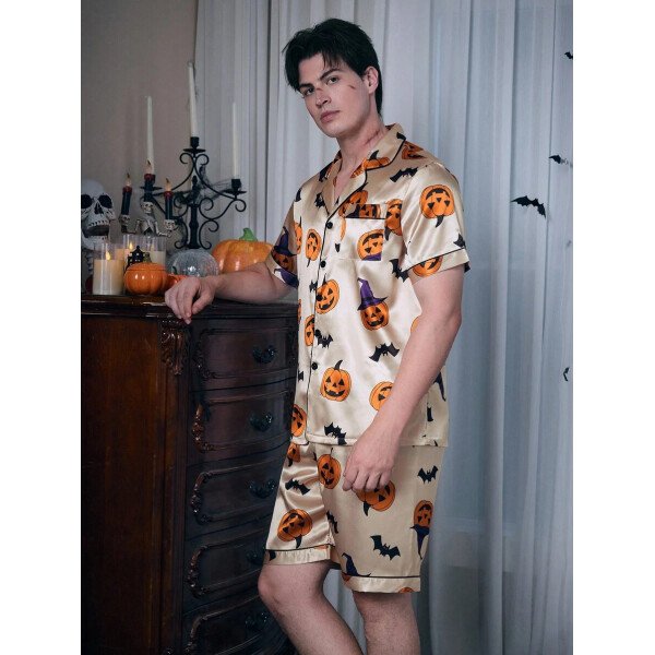 CoupledUp Conjunto de pijama de botones con estampado de temática de Halloween de seda sintética para hombre - Imagen 5