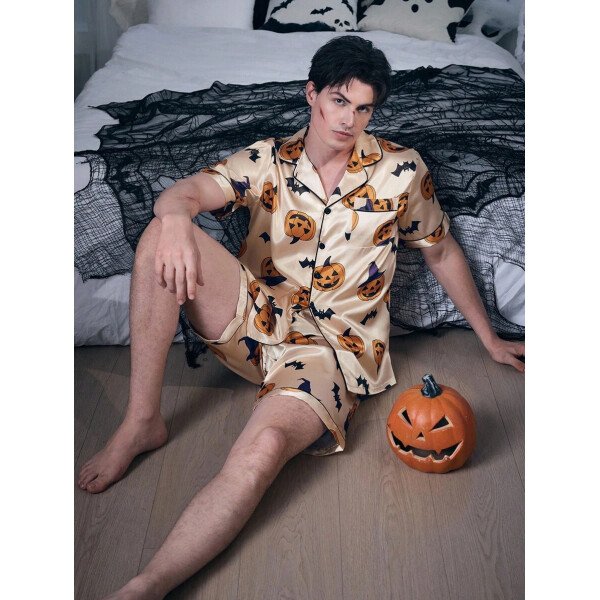 CoupledUp Conjunto de pijama de botones con estampado de temática de Halloween de seda sintética para hombre - Imagen 6