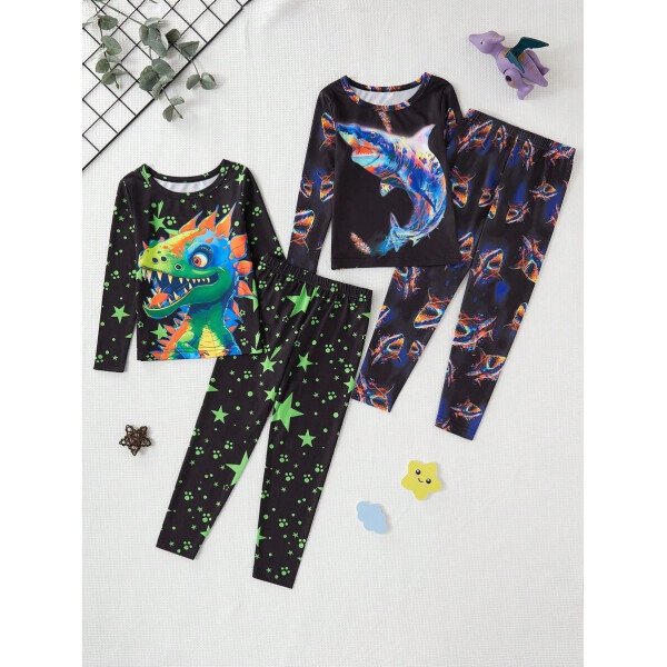 Set de 2 piezas de pijama con top de manga larga y pantalones largos con estampado de ballena, dinosaurio y estrellas que brillan en la oscuridad para niño pequeño (se venden 2 sets por separado) - Image 4