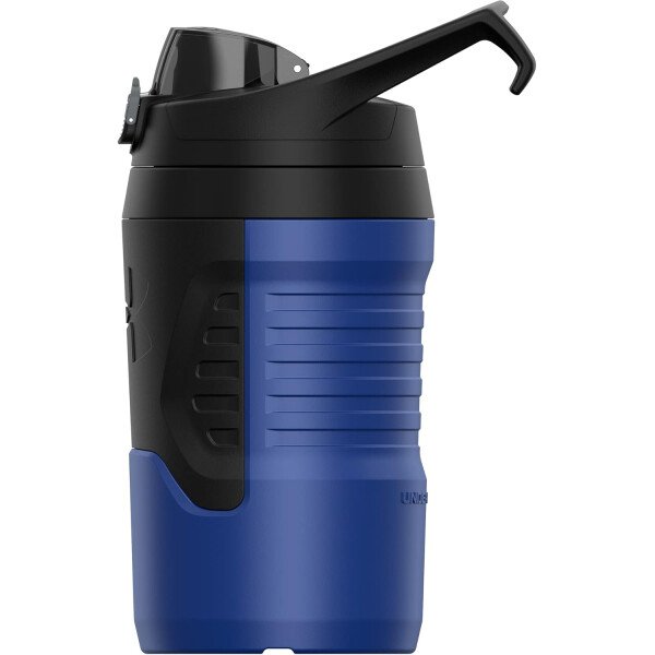 Under Armour Botellas de agua aisladas de 32 onzas, jarra de agua deportiva con asa, gancho para cerca, resistente a fugas para béisbol, fútbol y más, botellas de agua de 32 onzas, botella de agua - Imagen 56
