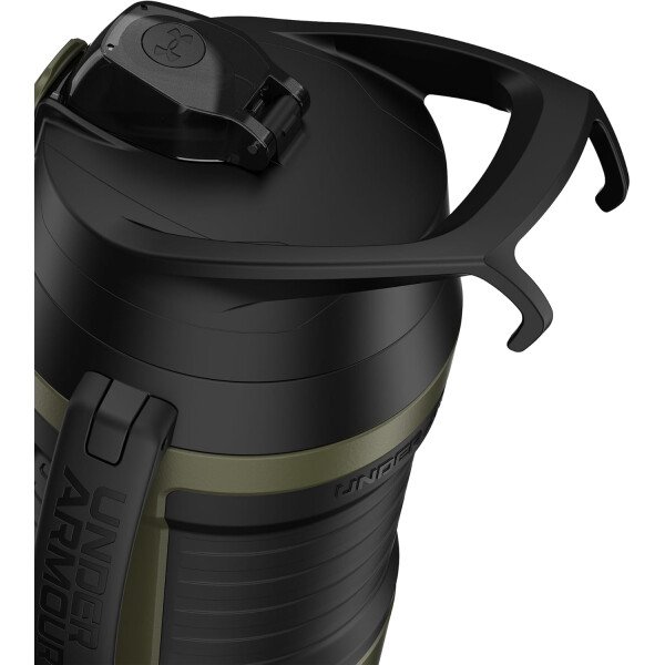 Under Armour - Botella de agua de medio galón con aislamiento, 64 onzas con asa, jarra deportiva, gancho para cerca, resistente a fugas, para béisbol, fútbol y más - Image 20