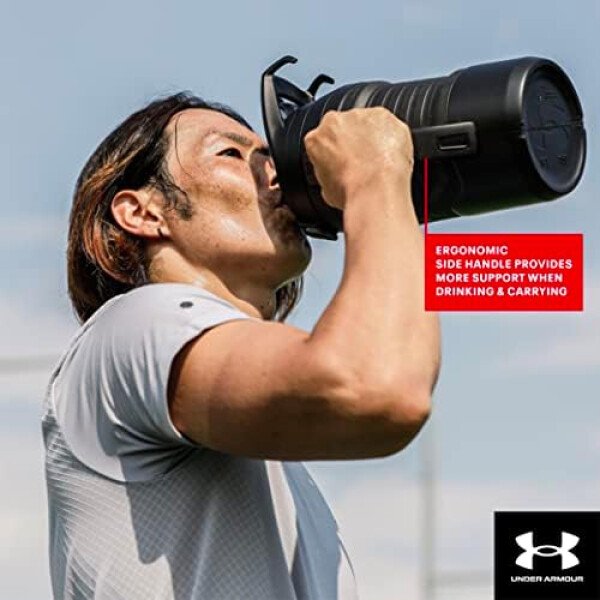 Under Armour - Botella de agua de medio galón con aislamiento, 64 onzas con asa, jarra deportiva, gancho para cerca, resistente a fugas, para béisbol, fútbol y más - Image 28