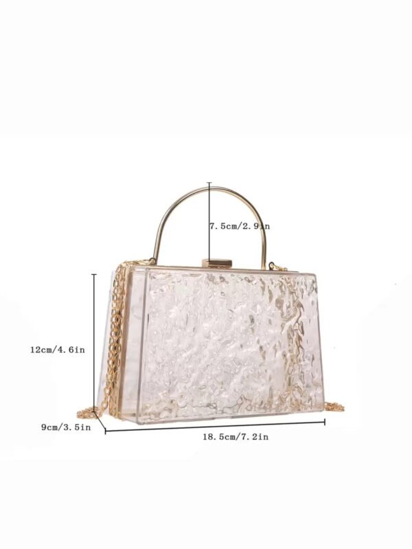 Bolso transparente ligero, de moda y resistente al agua con textura mini casual y cadena para chicas adolescentes y mujeres universitarias perfecto para la universidad, el trabajo, exteriores, viajes y salidas. Bolsa transparente a prueba de agua y arena para deportes de playa y merienda. Bolso transparente para mujeres. - Imagen 4