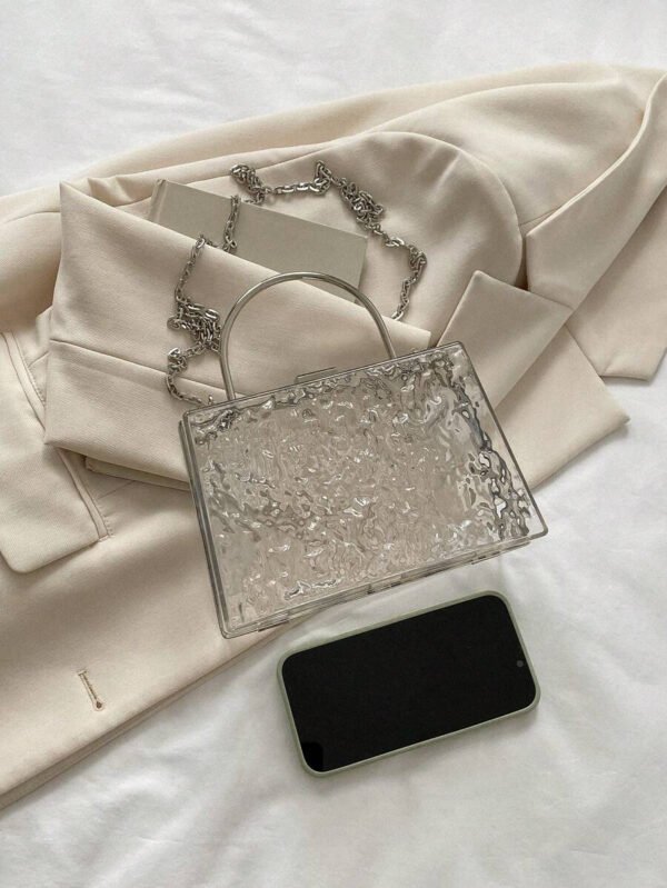 Bolso transparente ligero, de moda y resistente al agua con textura mini casual y cadena para chicas adolescentes y mujeres universitarias perfecto para la universidad, el trabajo, exteriores, viajes y salidas. Bolsa transparente a prueba de agua y arena para deportes de playa y merienda. Bolso transparente para mujeres. - Imagen 12