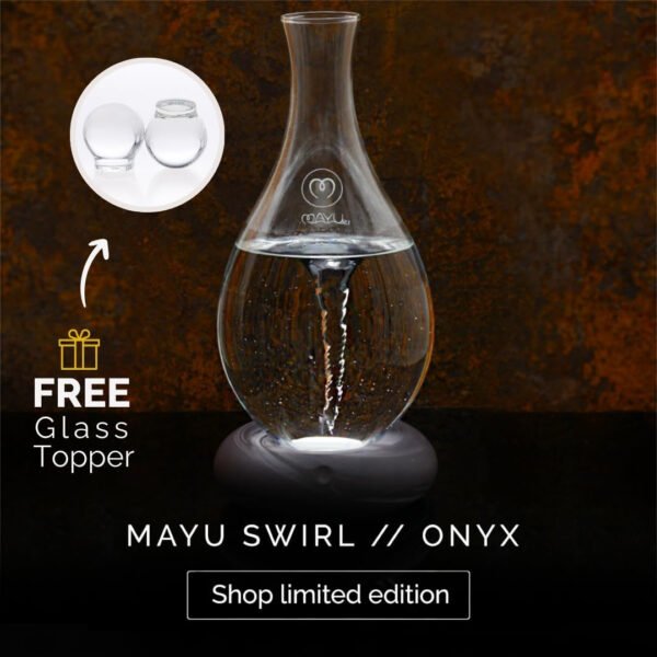 MAYU Jarra de agua estructurada con remolino, innovadora tecnología Vortex soplada a mano. Filtro de ósmosis inversa con soporte dispensador de agua de aireación de 1.5 litros| Diseño de jarra de - Imagen 16