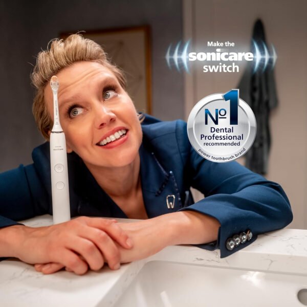 Philips Sonicare HX6877/21 ProtectiveClean 6100 Cepillo de dientes eléctrico recargable, Con funda de viaje de carga y cabezal de cepillo para polvo adicional., Azul marino - Imagen 2