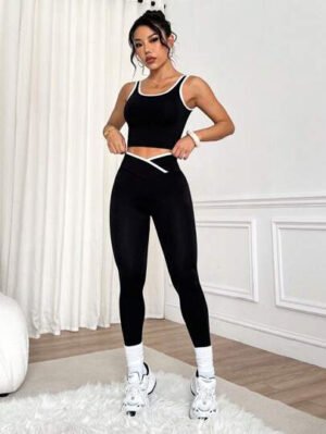 Studio Sport Conjunto de 2 piezas de top de yoga y leggings con acabado en color contrastante para mujer - Conjunto deportivo para mujer - Ropa deportiva para mujer - Ropa atlética para mujer - Ropa de ejercicio