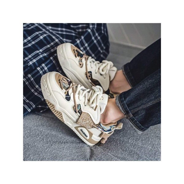 Nuevos zapatos casuales de verano transpirables vulcanizados para hombres, tenis con suela gruesa antideslizante de patrón de graffiti aleatorio de moda - Imagen 29