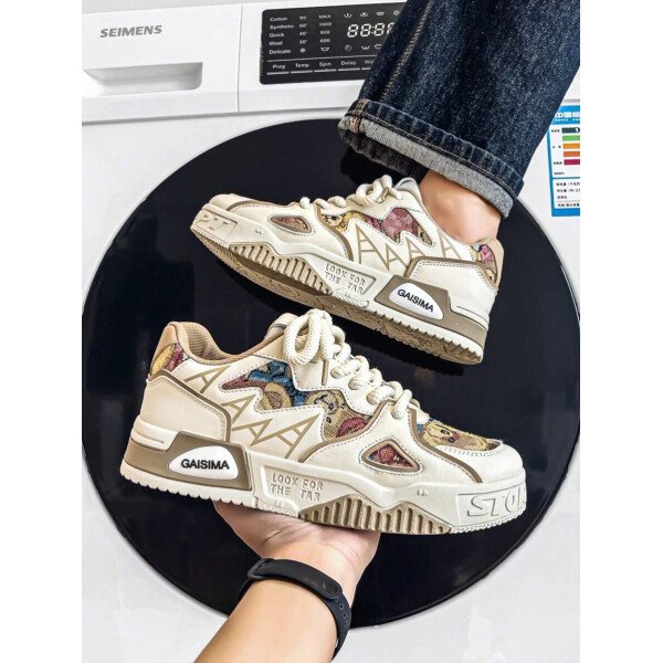 Nuevos zapatos casuales de verano transpirables vulcanizados para hombres, tenis con suela gruesa antideslizante de patrón de graffiti aleatorio de moda - Imagen 46