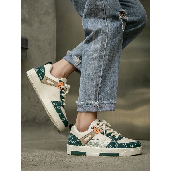(Talla pequeña) Zapatillas casuales con cordones y estampado de graffiti aleatorio de estilo moderno para hombres, zapatos deportivos versátiles de retazos para exteriores, zapatos para parejas - Imagen 21