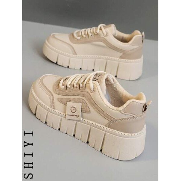 Zapatos casuales de mujer nuevos para el Spring Break, zapatos de mujer con suela gruesa, zapatos blancos, zapatos deportivos cómodos, aumentan la altura en 5 cm, zapatos para fiestas, adecuados para el estilo deportivo de mujeres de baja estatura