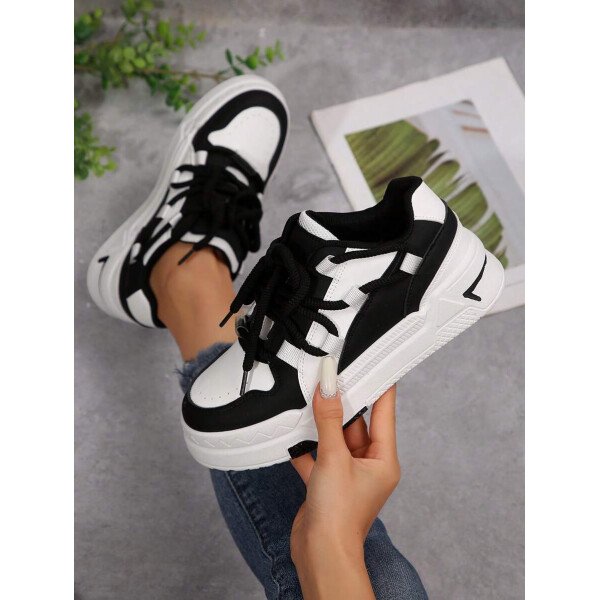 Nuevos zapatos de skate para estudiantes mujer primavera 2025 en blanco y negro, zapatillas de moda versátiles y respirables, zapatos casuales estilo Ins - Imagen 12