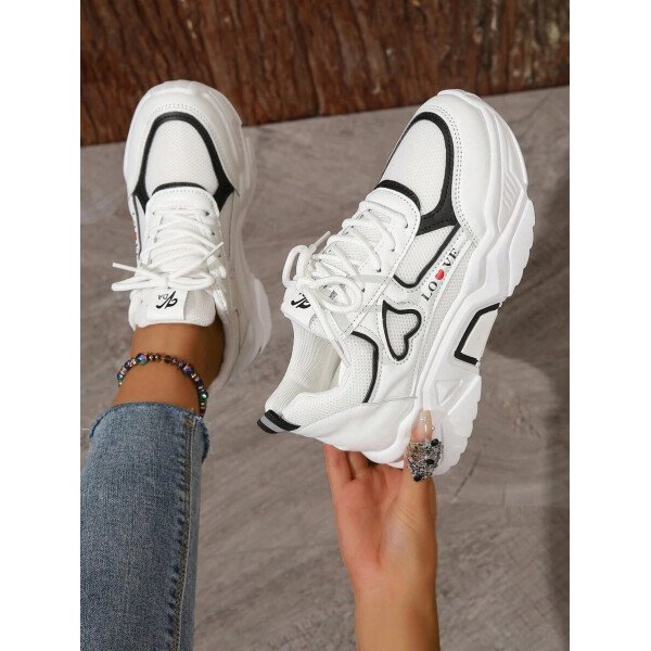 Zapatillas deportivas de cuña con panel de malla de dos tonos y gráfico de letras para mujer, para otoño/invierno. Zapatos deportivos con cordones gruesos para exteriores - Imagen 3