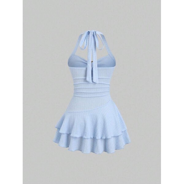 Sweetra Nuevo vestido mini elegante para mujer apropiado para la playa y vacaciones de verano, con tela con textura, cuello halter, lazo delantero, busto fruncido, decoración metálica, falda con volantes en capas y dobladillo juguetón - Imagen 15