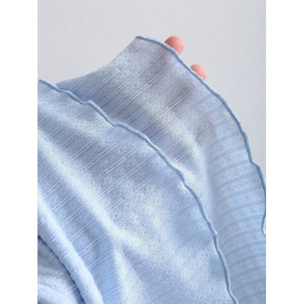 Sweetra Nuevo vestido mini elegante para mujer apropiado para la playa y vacaciones de verano, con tela con textura, cuello halter, lazo delantero, busto fruncido, decoración metálica, falda con volantes en capas y dobladillo juguetón - Imagen 19