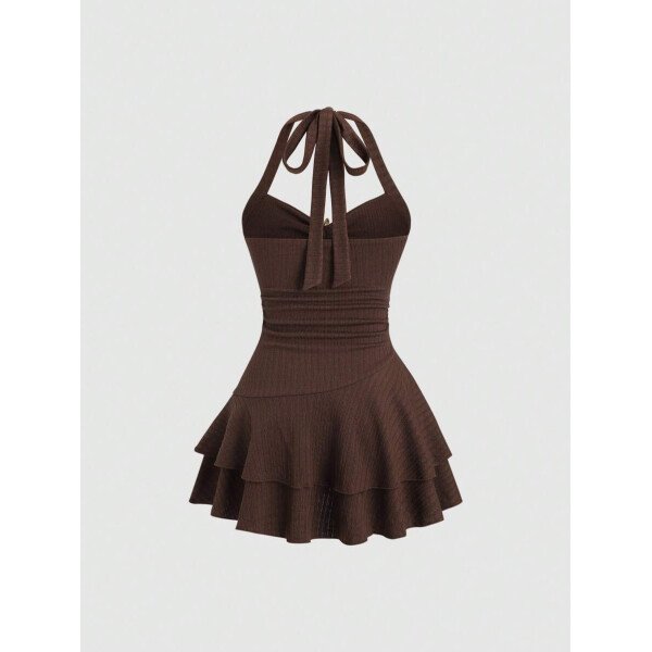 Sweetra Nuevo vestido mini elegante para mujer apropiado para la playa y vacaciones de verano, con tela con textura, cuello halter, lazo delantero, busto fruncido, decoración metálica, falda con volantes en capas y dobladillo juguetón - Imagen 39