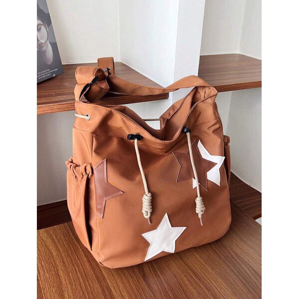 Bolsa de lona grande con decoración de estrella de 5 puntas sólida de nailon de nueva llegada para primavera/verano. Bolso de hombro y bandolera para mujeres, estudiantes y universitarias. Bolsa escolar, bolso escolar, bolsa de libros, impermeable, ligera, plegable, clásica y casual, adecuada para adolescentes, mujeres y estudiantes universitarias, perfecta para volver al colegio, primer día de clases, conciertos - Imagen 8
