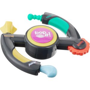 Hasbro Gaming Bop It Extreme - Juego electrónico para 1 o más jugadores, divertido juego interactivo de fiesta para niños a partir de 8 años, 4 modos incluyendo modo uno a uno (exclusivo de Amazon)
