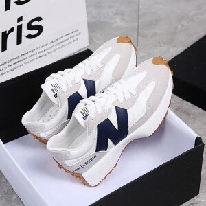Nuevo estilo de zapatos Zugu para mujer, zapatillas de suela gruesa populares para papá, zapatillas cómodas y transpirables para la temporada de verano 2025.